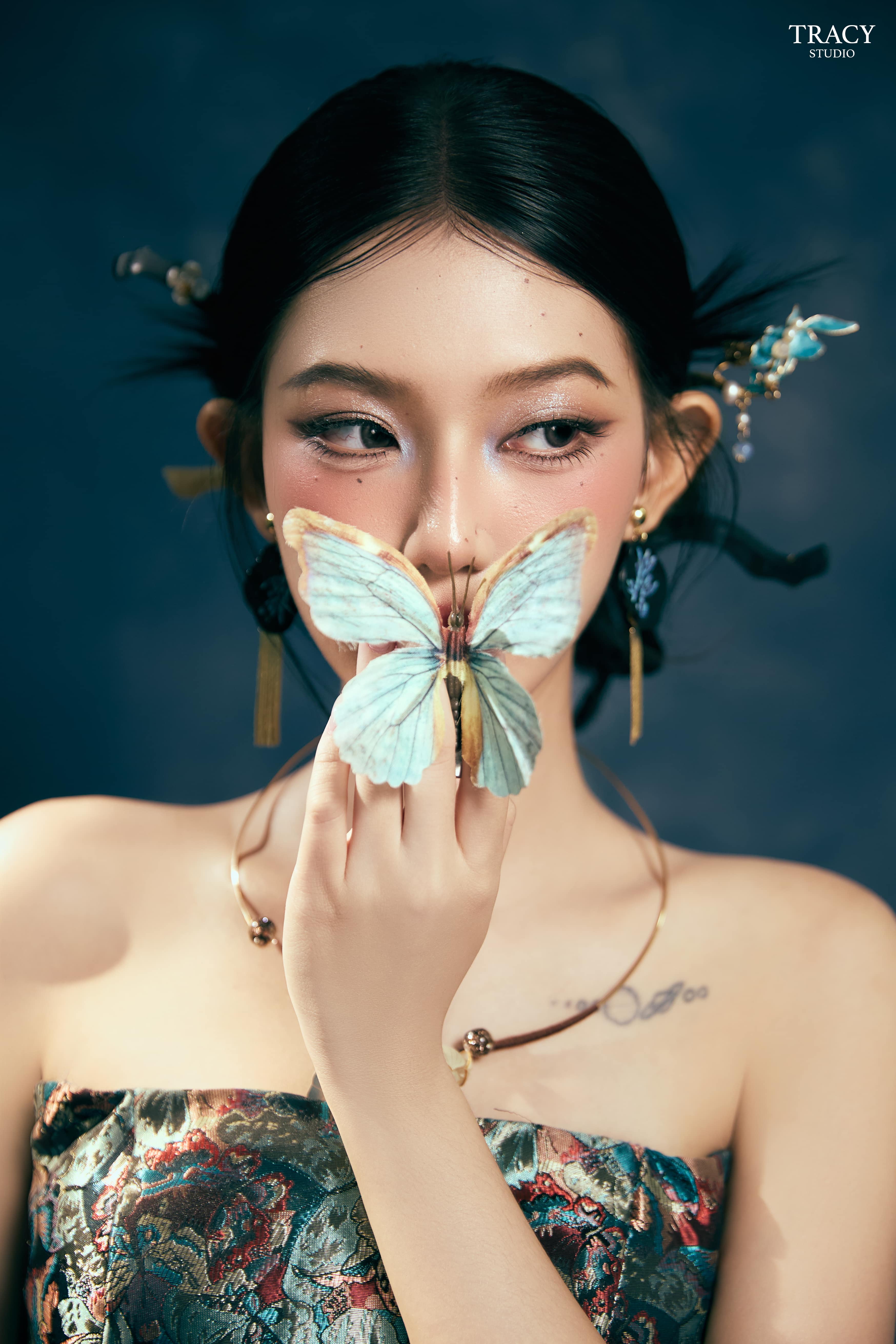 frontend/img/gallery/anh-tet-yem-ao-dai/tracy-studio-chup-yem-lam-diep (11).jpg